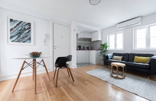 Santo Estevao Apartment | Almamater Lisbon Apartments