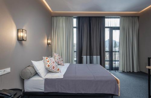 Bolnisi Hotel | Almendinger Bolnisi