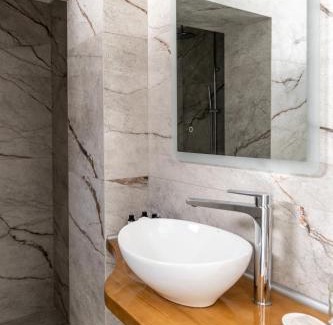 Adamas Apartment | Almyra House