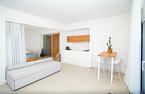 Panormos Apartment | Almyra Luxury Bliss Suite Open Plannwith Sea View, Roof Top & Jacuzzi