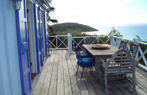 St. John's Villa | Aloe Villa