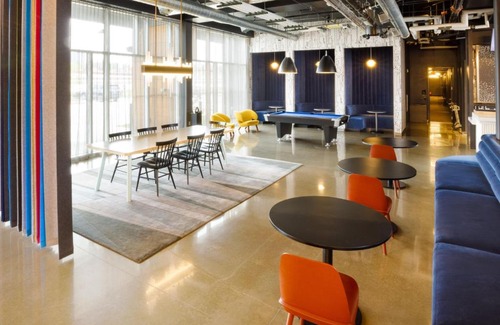 Montopolis Hotel | Aloft Austin Airport