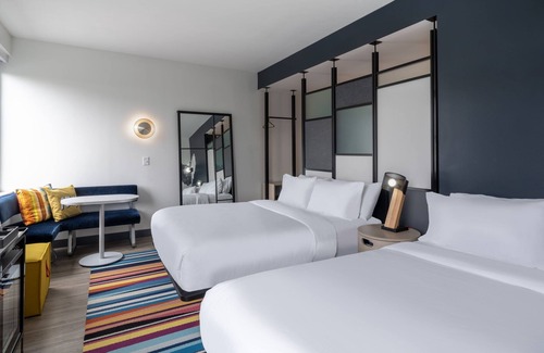 East Congress Hotel | Aloft Austin South