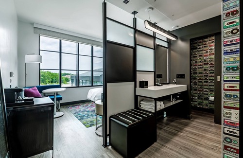 Easton Hotel | Aloft Columbus Easton