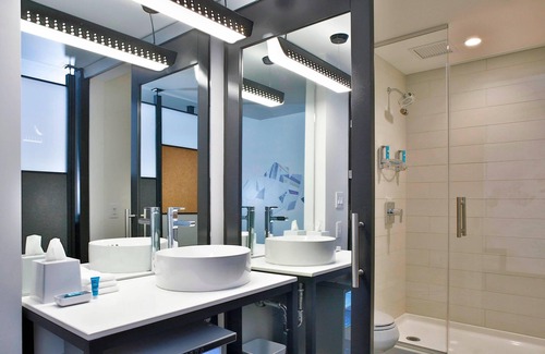 Coppell Hotel | Aloft Dallas DFW Airport Grapevine