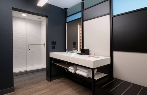 McAllen Hotel | Aloft Hotel McAllen
