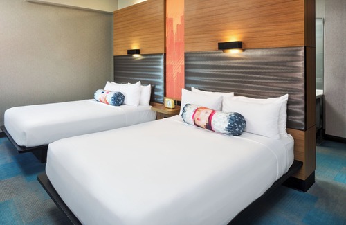 Downtown East Hotel | Aloft Minneapolis