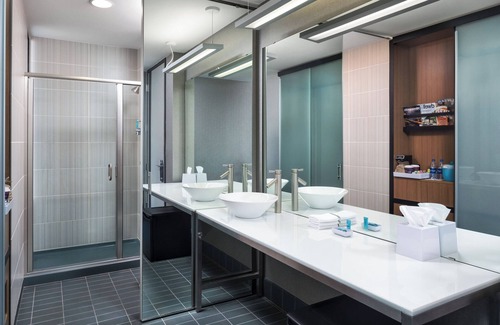 Downtown East Hotel | Aloft Minneapolis