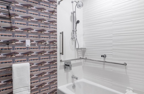 Oklahoma City Hotel | Aloft Oklahoma City Quail Springs