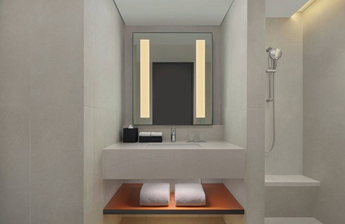 Pakuwon City Hotel | Aloft Surabaya Pakuwon City