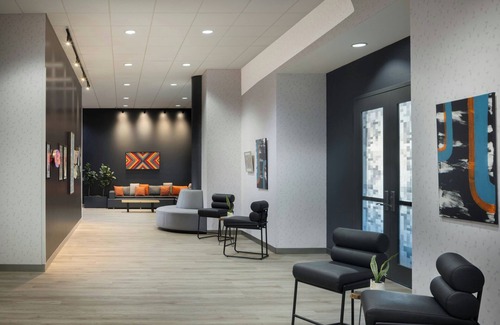 Greenwich Hotel | Aloft Wichita