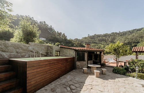 Canicada House | Alojamento T3 Gerês-Junto ao Rio