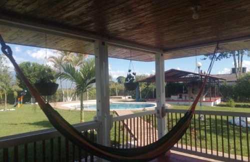 Circasia House | Alojamiento Campestre San Carlos