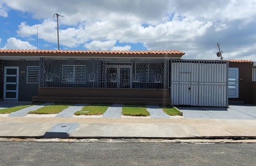 Sabana Abajo House | Alojamiento Cerca de Aeropuerto y Playas