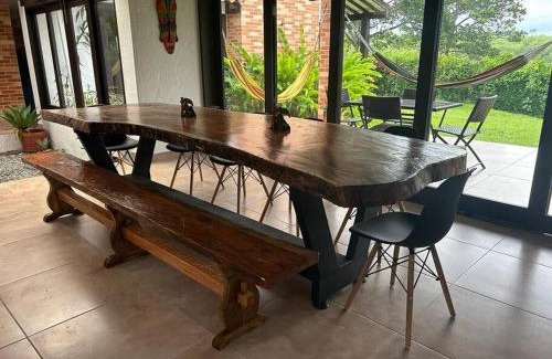Quimbaya House | Alojamiento Rural Majapai