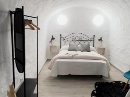Cuevas del Campo House | Alojamientos Cuevas Pinomojon