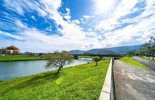 Dongshan House | Along the River B&B