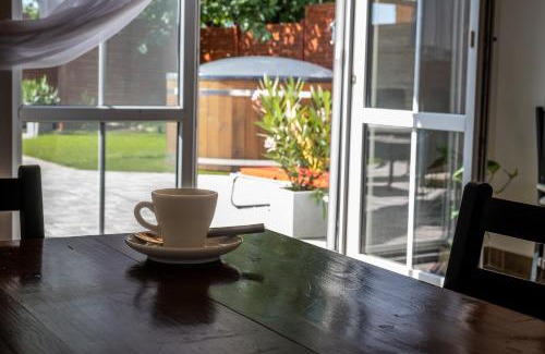 Balatoncsicso Apartment | Alpakavendégház