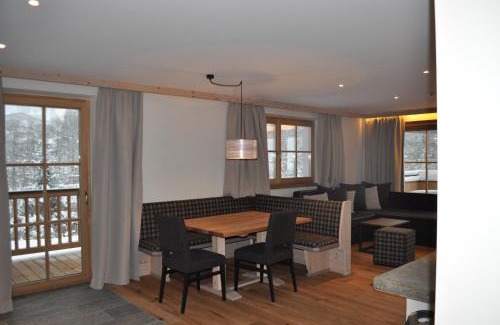 Kirchberg in Tirol Apartment | Alpen Chalet Dorfwies