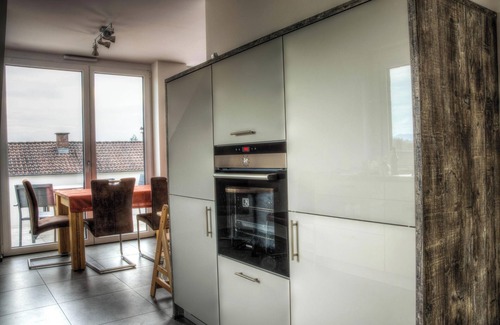 Bodolz Apartment | "Alpenblick 3 - Holiday Apartment" with Mountain View, Wi-Fi & Balcony