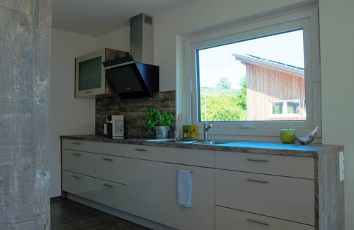 Bodolz Apartment | "Alpenblick 3 - Holiday Apartment" with Mountain View, Wi-Fi & Balcony