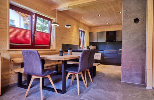 Bad Kohlgrub House | AlpenChalet Kargl 1, modern vacation home on the Hörnle