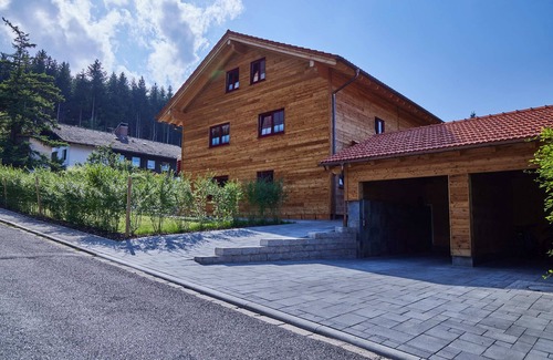 Bad Kohlgrub House | AlpenChalet Kargl 1, modern vacation home on the Hörnle