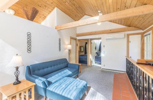 Ouray House | Alpenglow Unit 2 Laughing Magpie