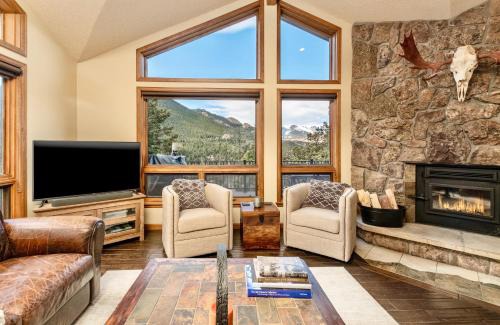 Windcliff Estates House | Alpenglow Vacation Home at Windcliff home
