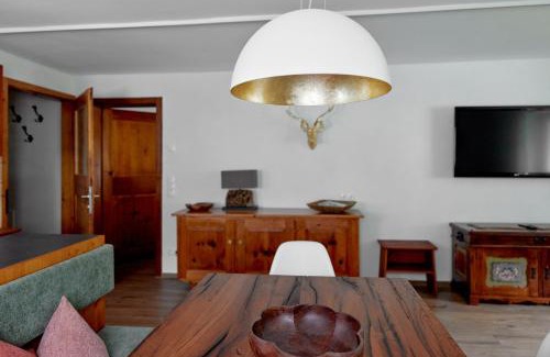 Gargellen Apartment | Alpenhaus Montafon by Pferd auf Wolke
