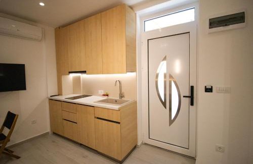 Maini Apartment | Alpesa Apartments