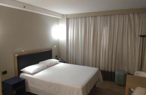 Alphaville Industrial Apartment | AlphaStay by Alpha - StayService