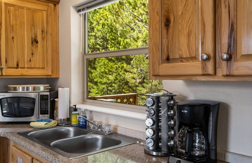 West Yellowstone Cabin | Alpine 1 - Cozy cabin home-base for adventures!