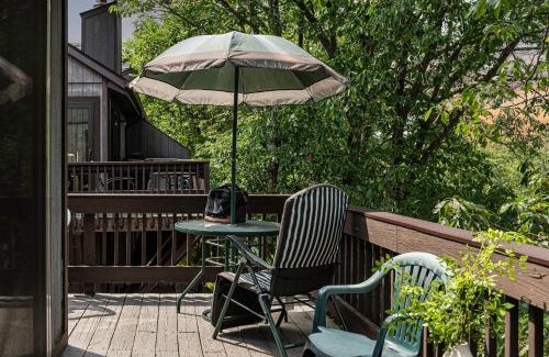 Village at Camelback House | Alpine Escape by AvantStay On Camelback Mountain Near WaterparkAttractions