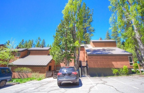 Dollar Point Condo | Alpine Getaway 3 Bedroom Home by RedAwning