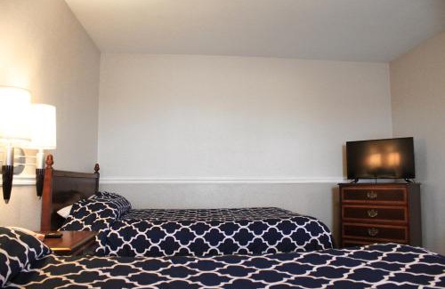 Rockford Hotel | Alpine Inn & Suites Rockford