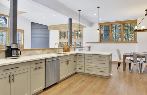 Alpine Meadows House | Alpine Mountain Home with Views