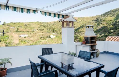 Cutar House | Alquiler rural Cútar, Casa Robles (en la Axarquía)
