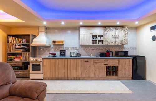 Busteni Apartment | Alsama Zurqa
