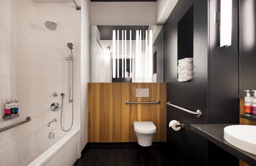 Downtown Winnipeg Hotel | Alt Hotel Winnipeg