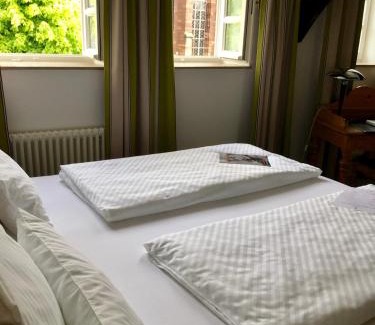 Warburg Hotel | Alt Warburg