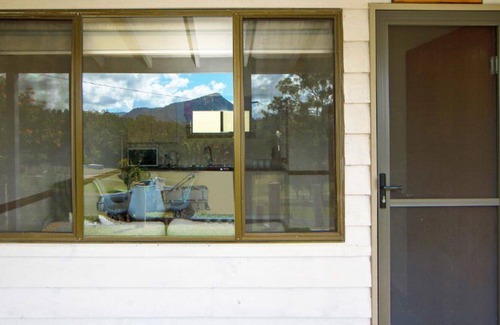 Bundook House | Altamira Blue Gum, TOP NOTCH