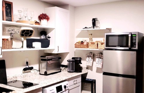 Altamonte Springs Apartment | Altamonte Luxury Studio: Pool, Shops, Parks