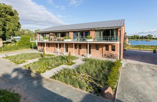 Waase House | Alte Scheune am Focker Strom
