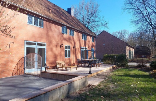 Graulingen Apartment | ALTE SCHEUNE vacation apartment for 4 people on the edge of the forest