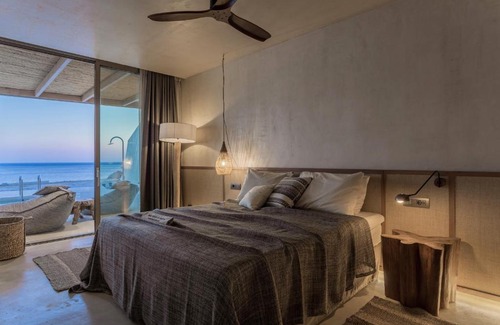 Vizari Villa | Altera cave villas