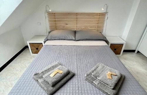 Unquera Apartment | Alterhome Unquera - Attic with sea and mountain views