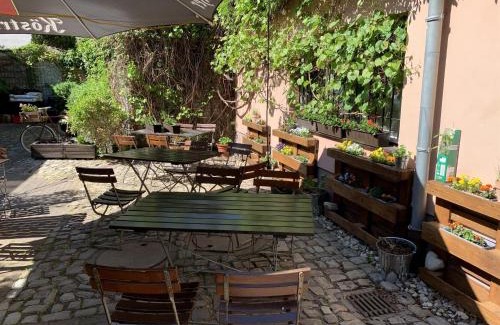 Weissenfels Hotel | Altes Brauhaus