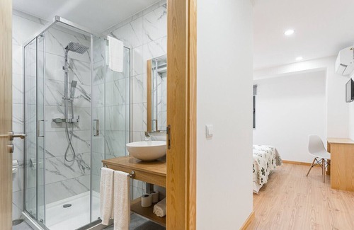 Mangualde Apartment | ALTIDO Inviting unit w/ Gym & Communal pool