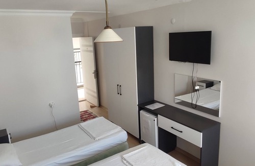 Altınova Hotel | Altin Otel